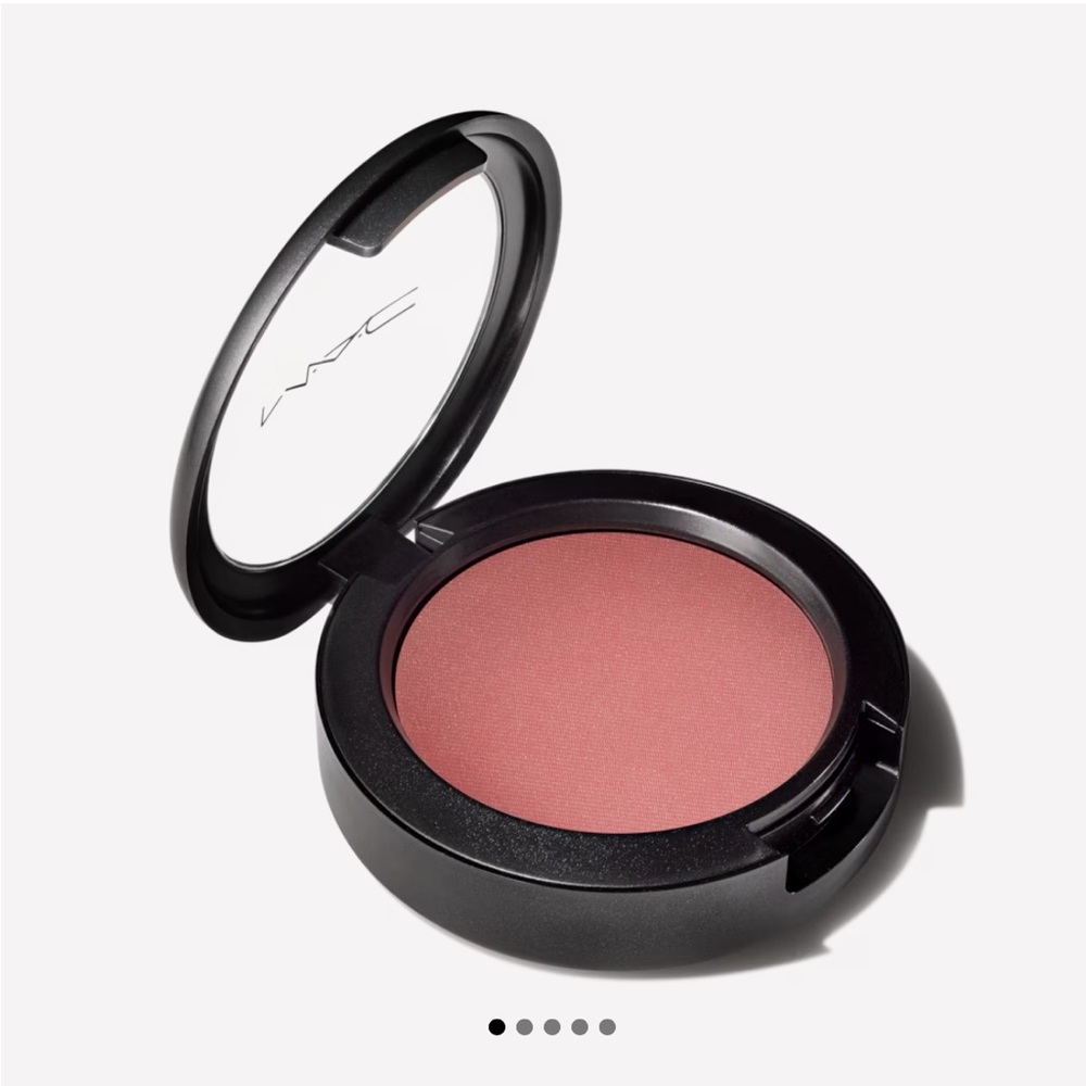 Mac Cosmetics Pinch Me Sheertone Blush new in box